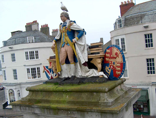 George III statue and plinth before restoration