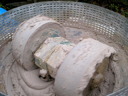 LIME RENDER: Mortar mill